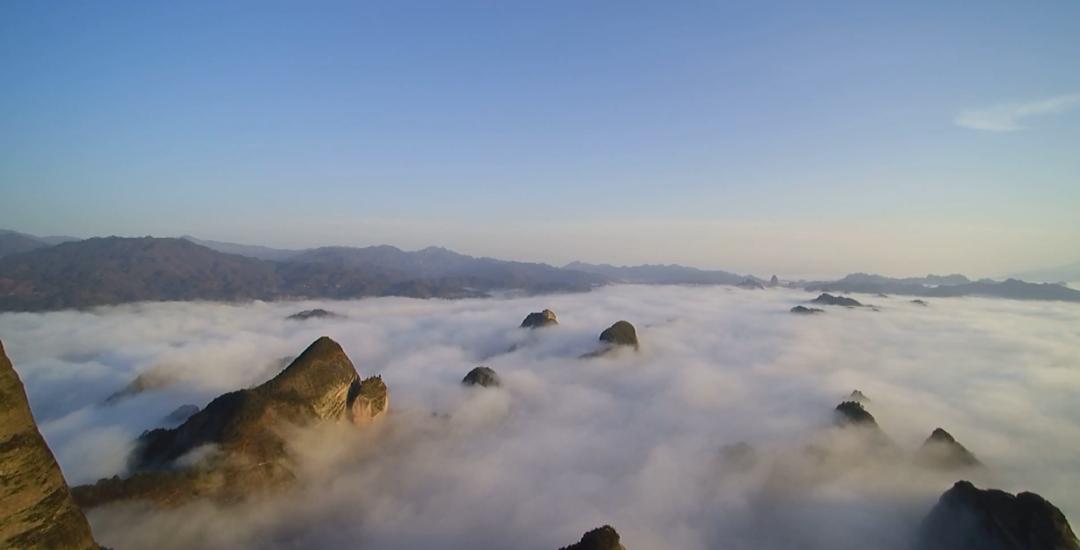 崀山丹霞云海美如画