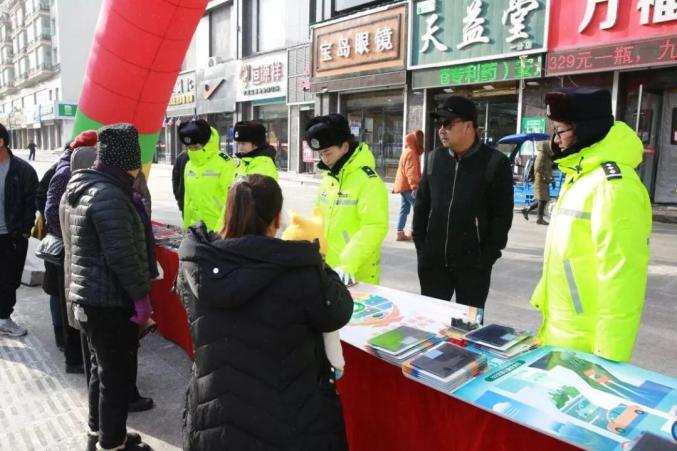 122主题活动|宣教到身边,为期30天!省厅交管局启动第十个122“全国交通安全日”主题宣传月活动_澎湃号·政务_澎湃新闻-The Paper