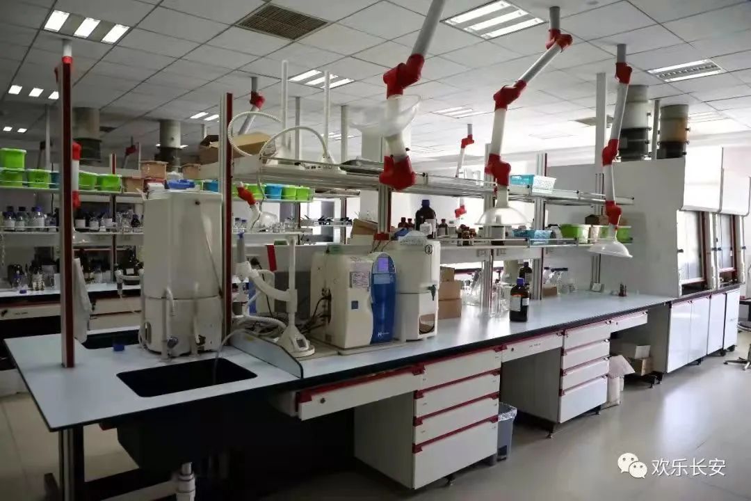 作为一名医药研发人员,东阳光药业研究院副院长,生物所所长李文佳表示