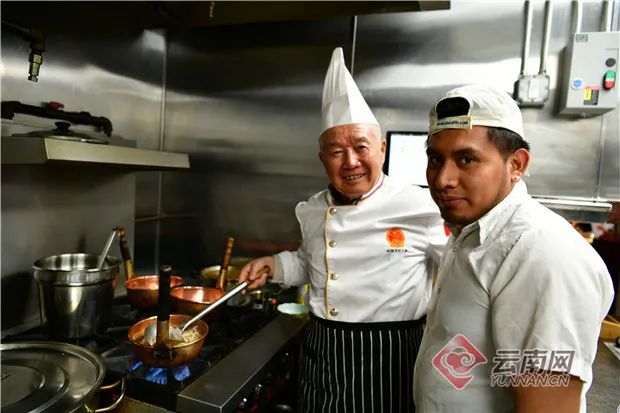 好吃云南第一季第一期丨传承滇菜60载蒋彪大师的食味人生