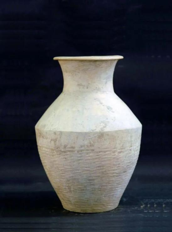 庆阳市博物馆精美文物鉴赏丨新石器时代篮纹高领红陶罐