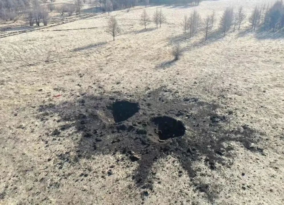 阿尔山分局成功销毁七十七枚废旧炮弹