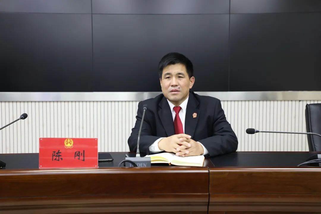 胶州法院召开执行工作推进会