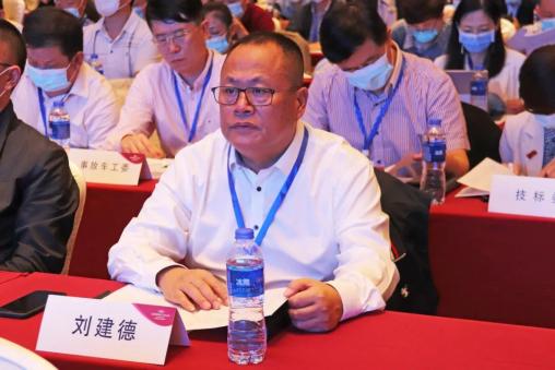 共富路上那些人那些事敲开聋哑人就业之门他说助富是商人最骄傲的荣誉