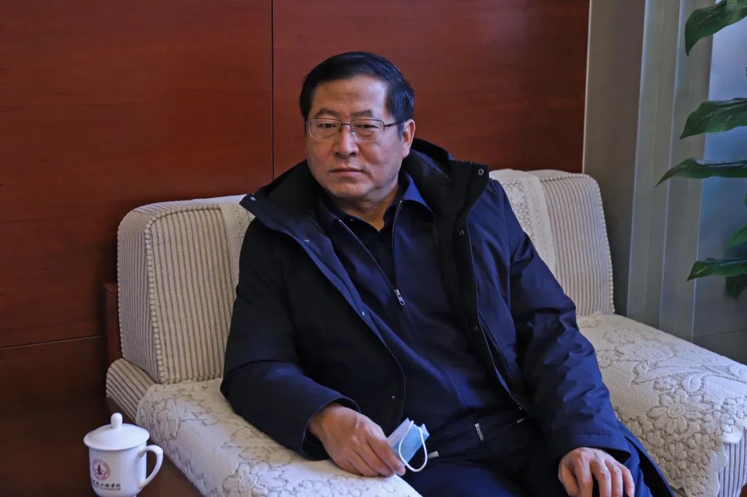 李正朴书记一行赴建院调研疫情防控工作!