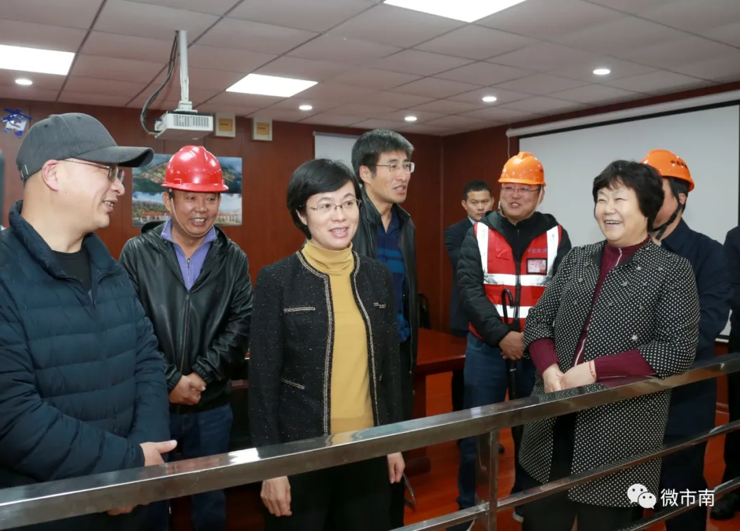 赵燕督导重点项目建设推进情况