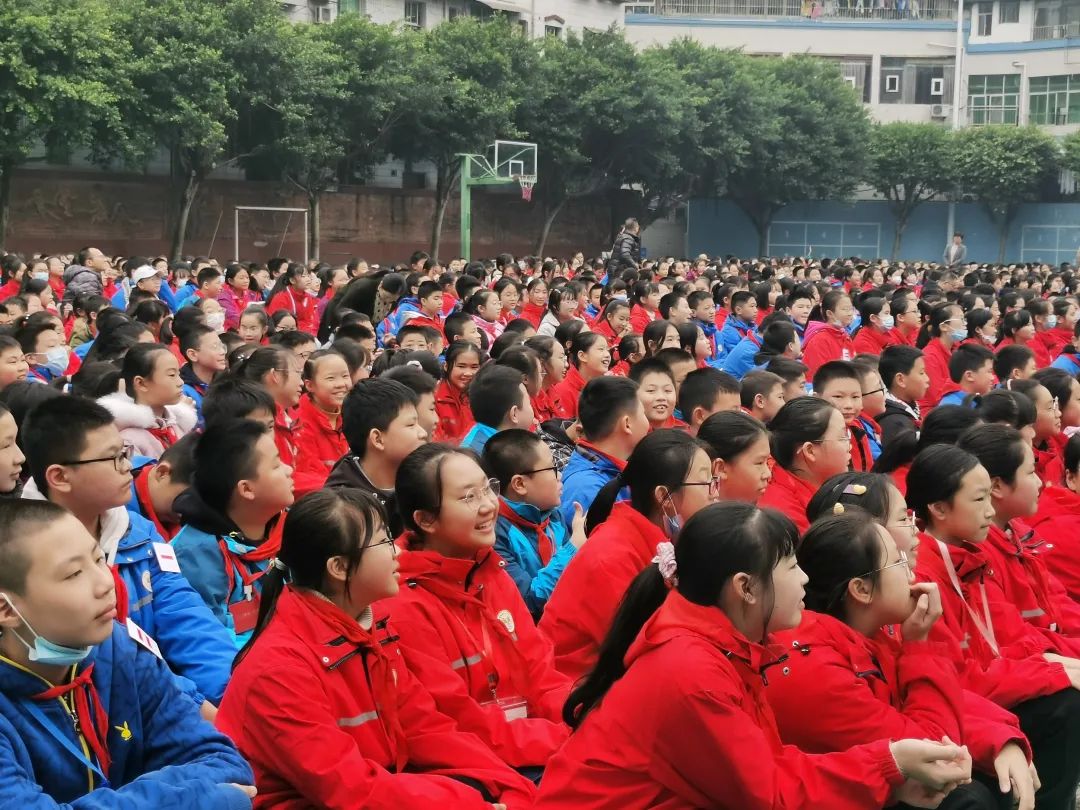 丰都法院小公民法律课堂走进实验小学