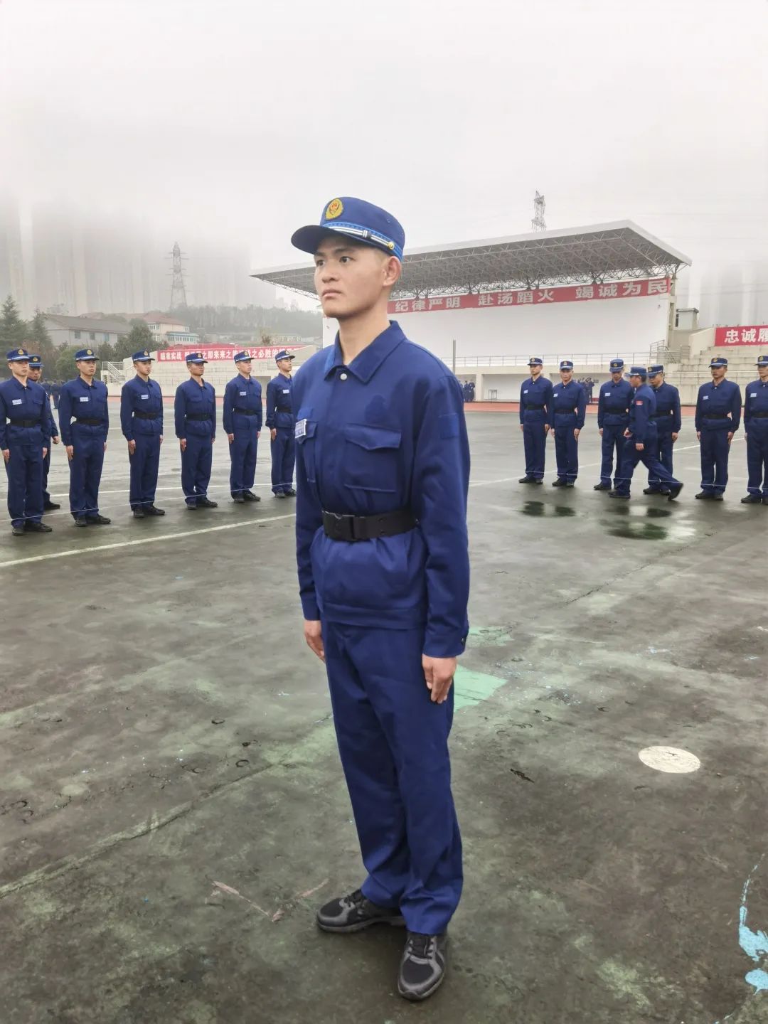 蜕变新消防员满月对比照