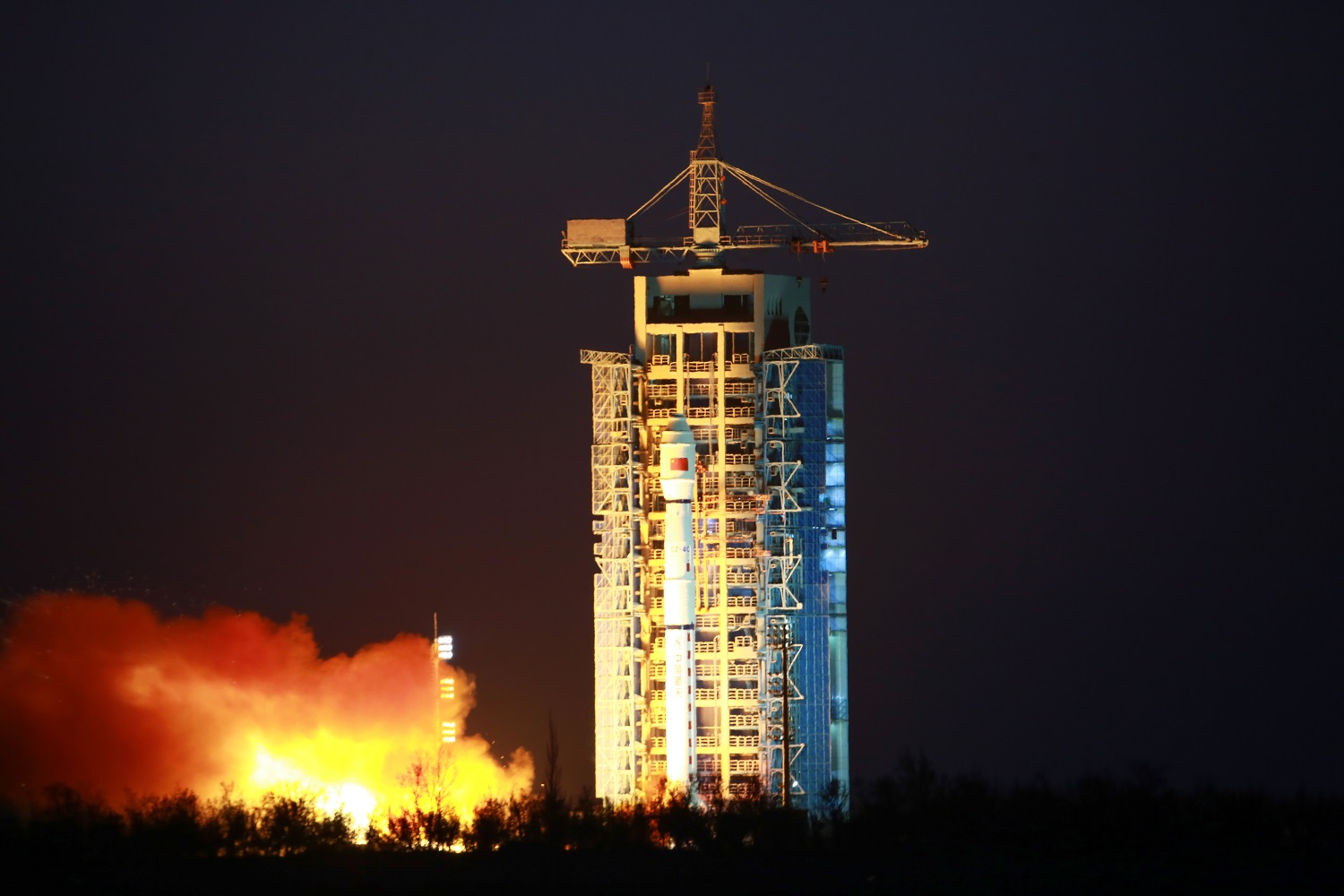 我国成功发射高分三号02星