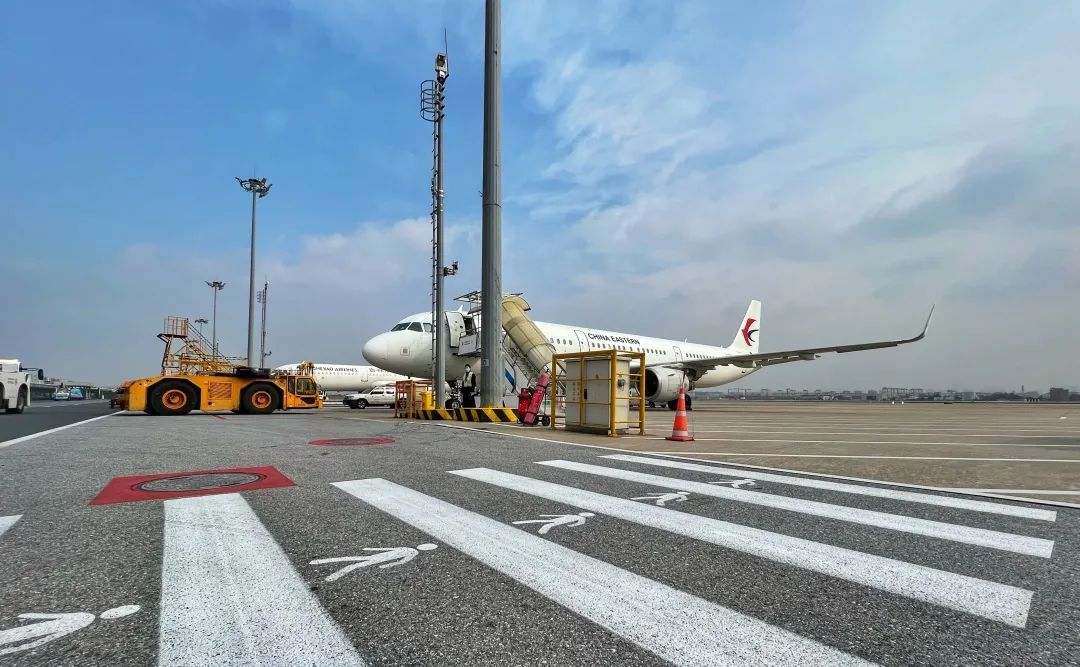 上海公安大调研你见过机坪里的人行道吗