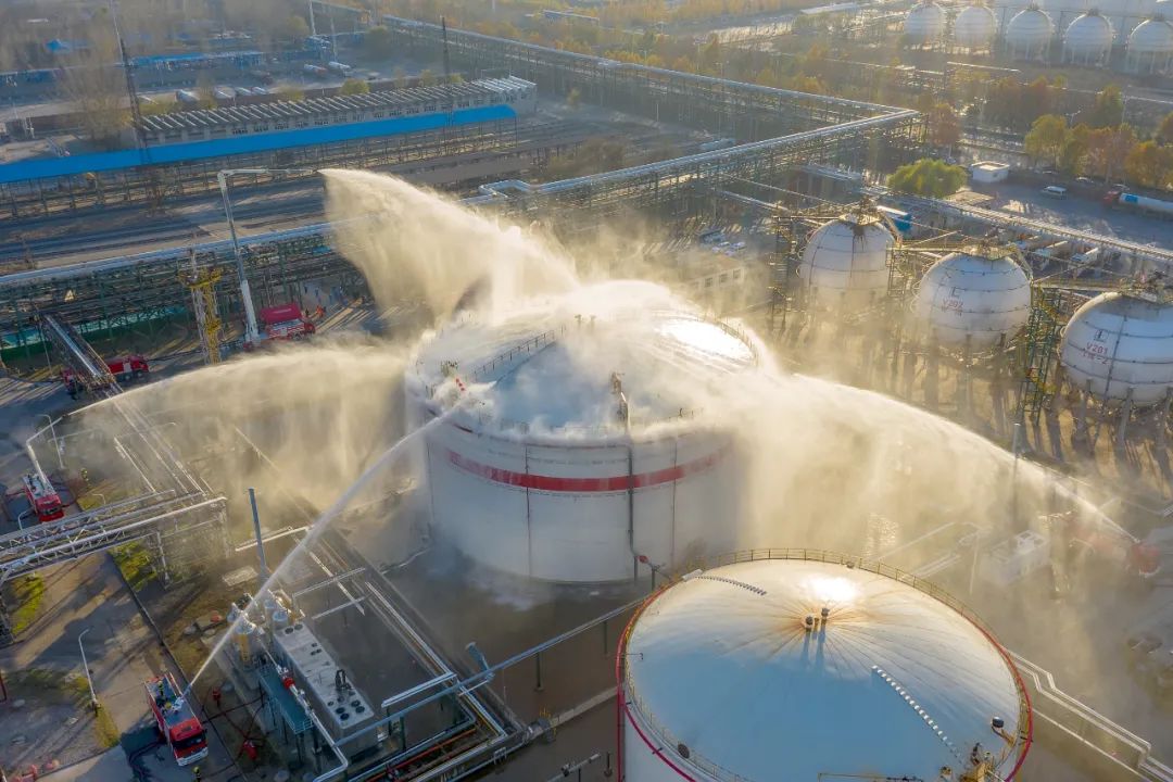 实战演练石脑油泄漏现场救援画面曝光