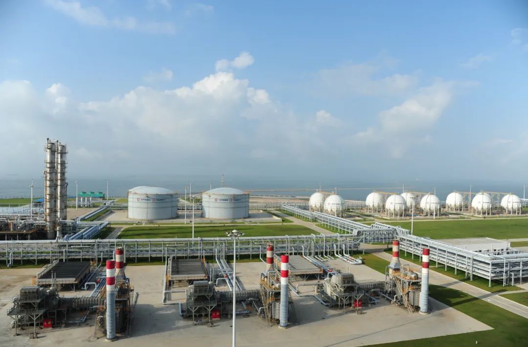 深海一号大气田日产天然气达千万方我国全面掌握超深水气田生产运维