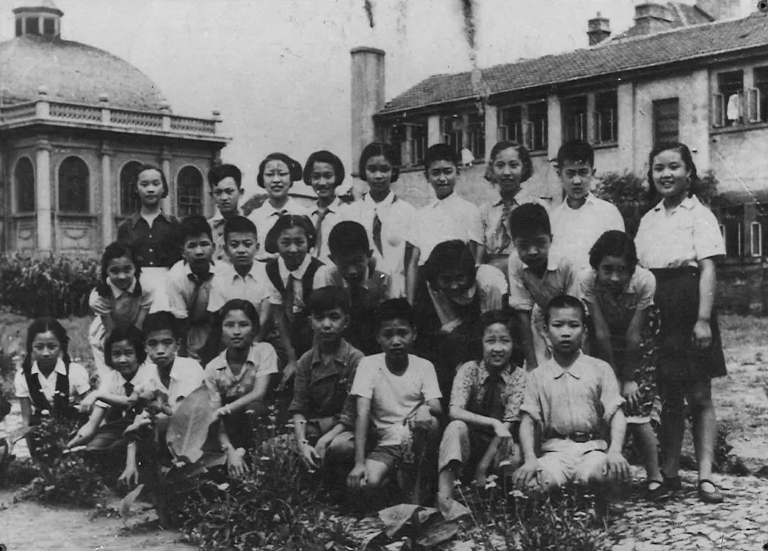 泉塘中学1921班图片