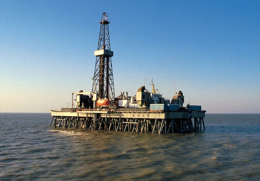 胜利二号步行坐底式钻井平台上海石化h股股票样张上海石化h股股票