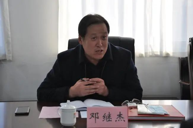 县委书记魏江峰一行莅临平遥县人民法院调研重点工作