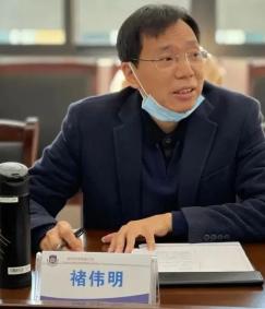 座谈会上,吴志坚校长介绍了湖海塘小学家校社合作促"双减"的具体工作