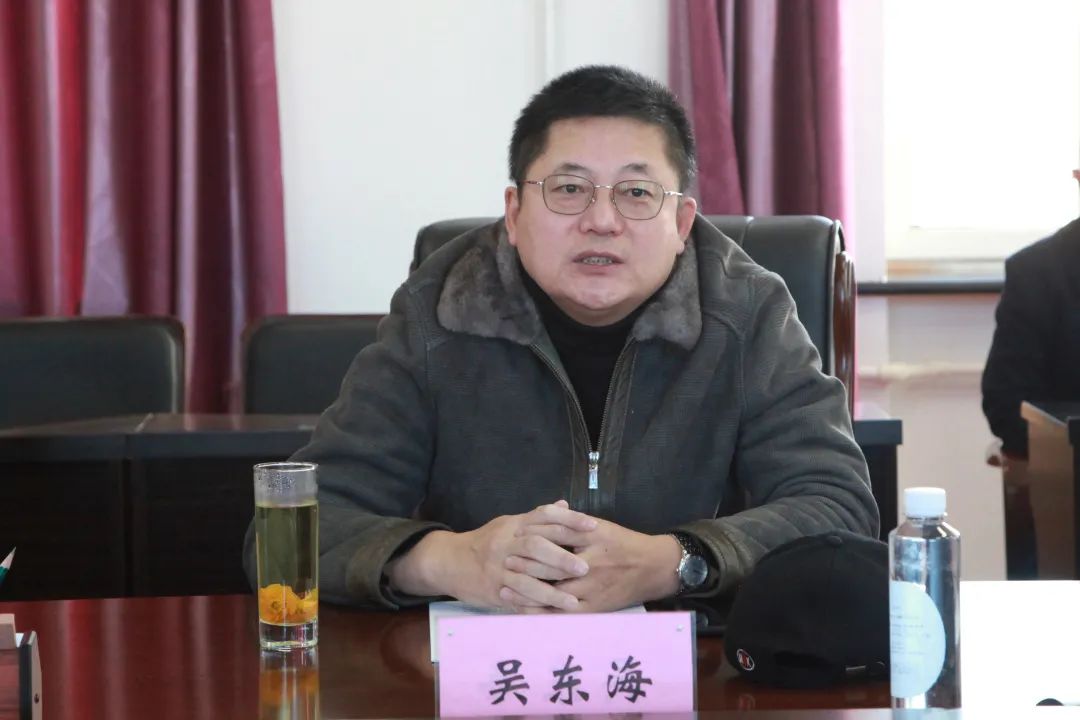 11月24日,大兴安岭林业集团公司森林资源管理处副处长吴东海及森林管