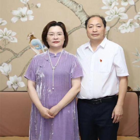 暴雨灾害后,她主动担当,和家人一起为灾区募集物资并第一时间送往灾区