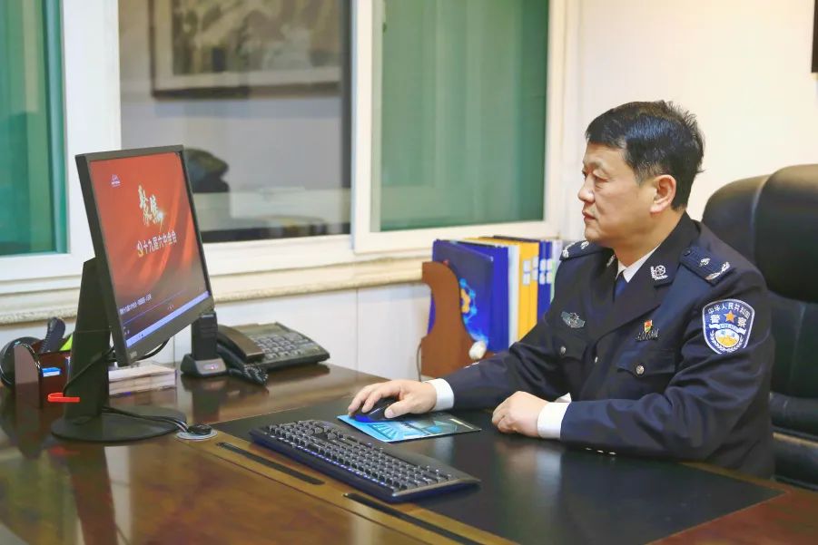 运河监狱掀起学习十九届六中全会精神热潮