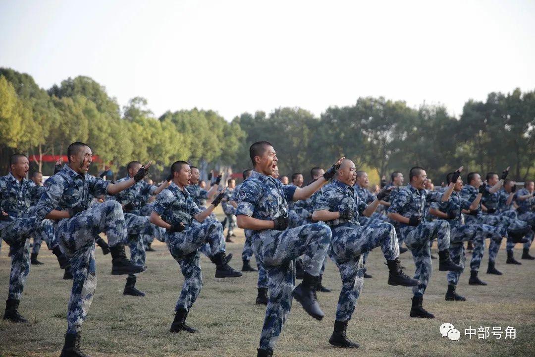 桂林空军基地新兵名单图片