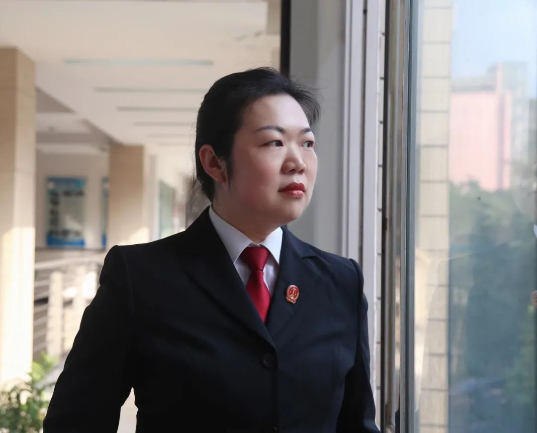 酒麒麟61人物志从执行局到刑庭这位处女座的女法官一路铁骨柔情