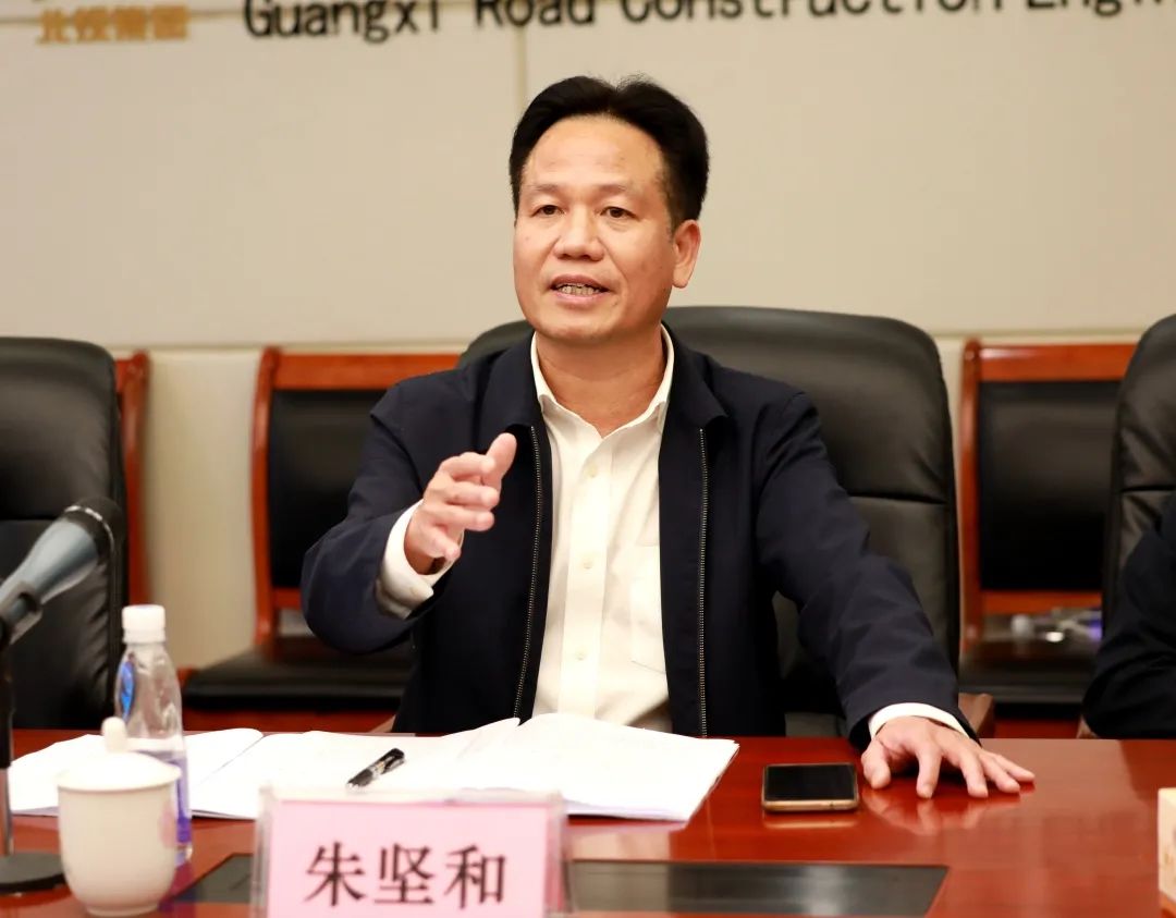 朱坚和到直属企业广西路建集团调研指导工作