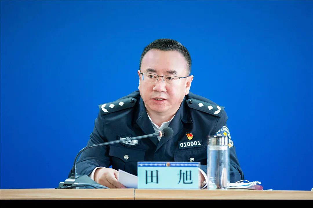 预防三种倾向打好三场战役念好三字要诀市局部署推进专项行动和扫黑除