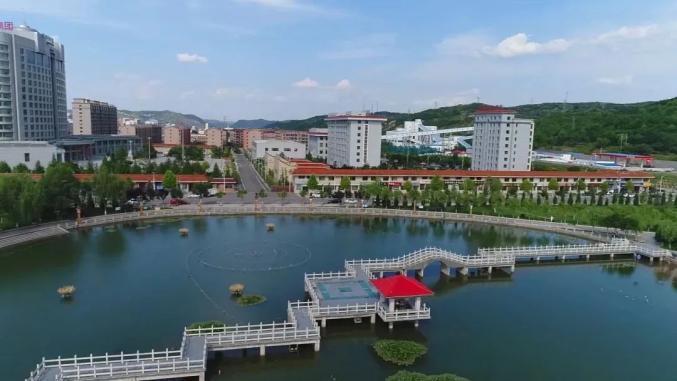 创建全国文明城市平凉在行动华亭一城新景入画来