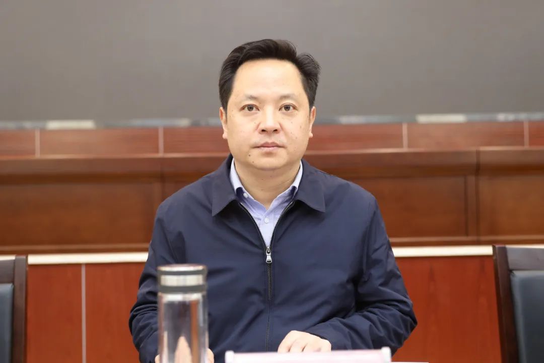 11月29-30日,我市召开全市重点工作推进会,宜春市政府副市长,高安市委