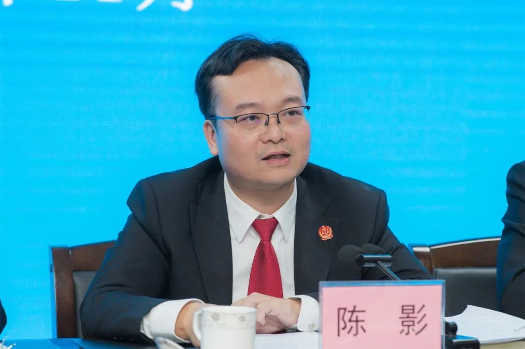 为全面贯彻落实全国高级法院院长座谈会和全区法院院长座谈会暨人民