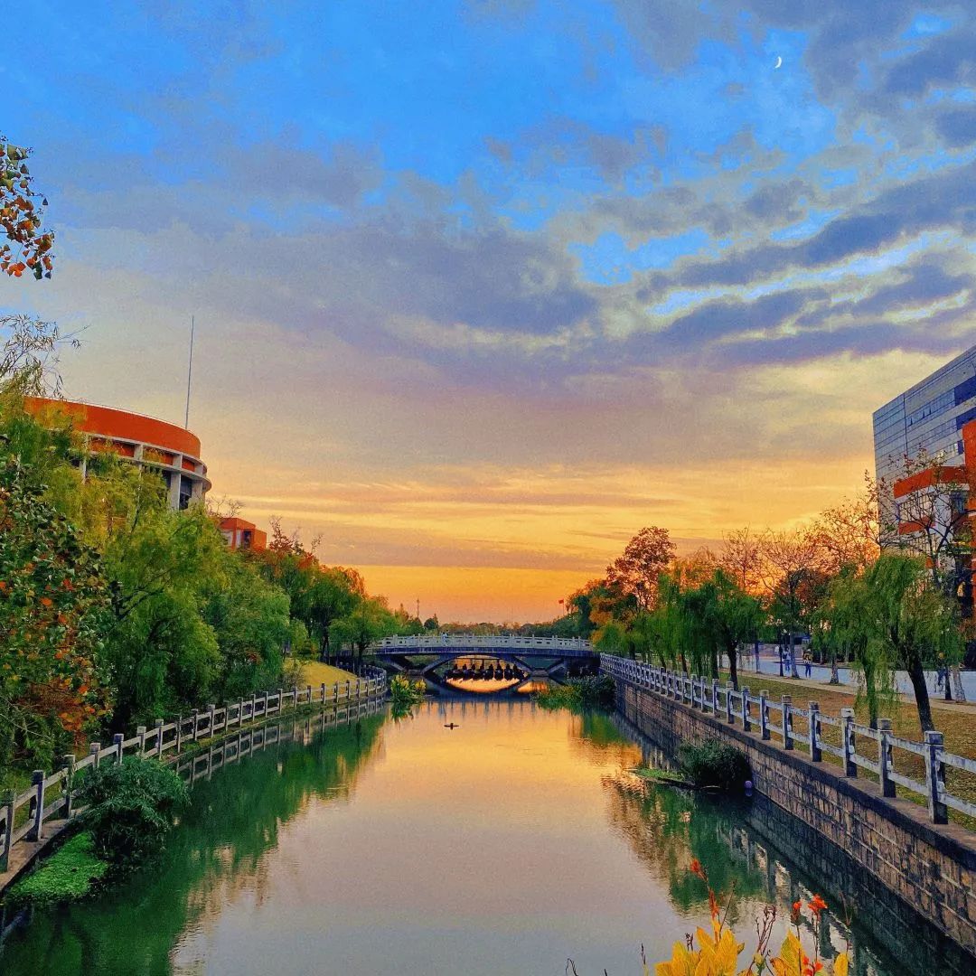 华东理工大学校园风景图片