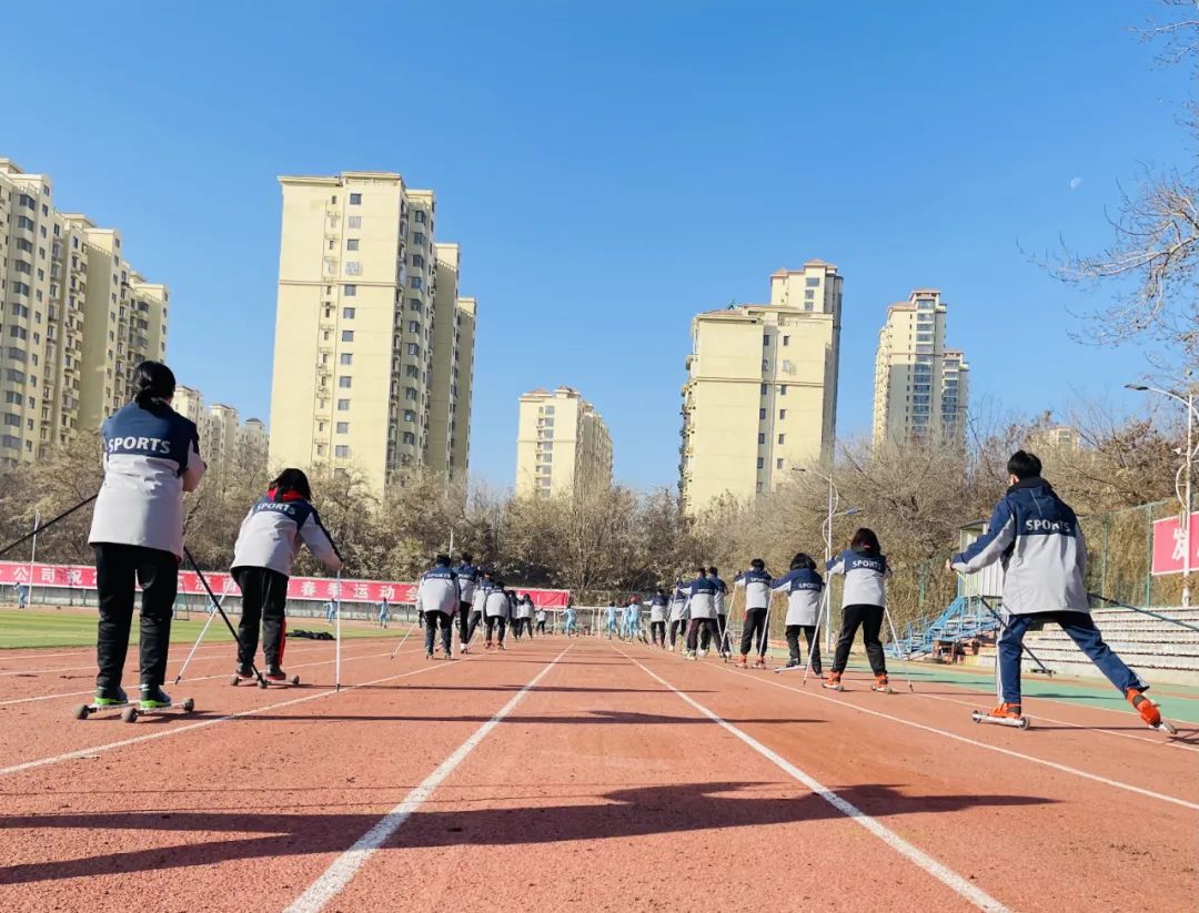 河北滦南:滑轮跃动 助力冬奥