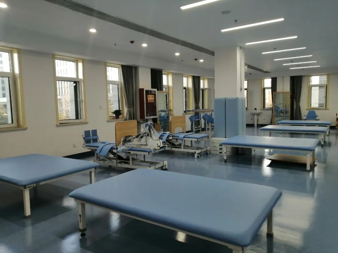 儿童康复室搬新家了