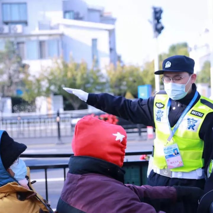 【全国交通安全日】守法规知礼让 安全文明出行 澎湃号·政务 澎湃新闻 The Paper