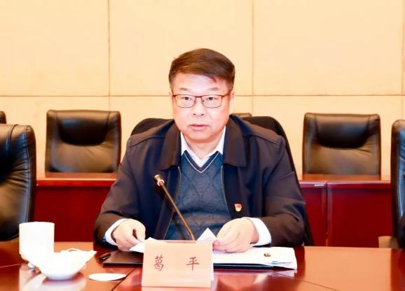 党史学习教育领导小组副组长万闻华,市领导汤成快,梁三元,刘霞,徐克俭