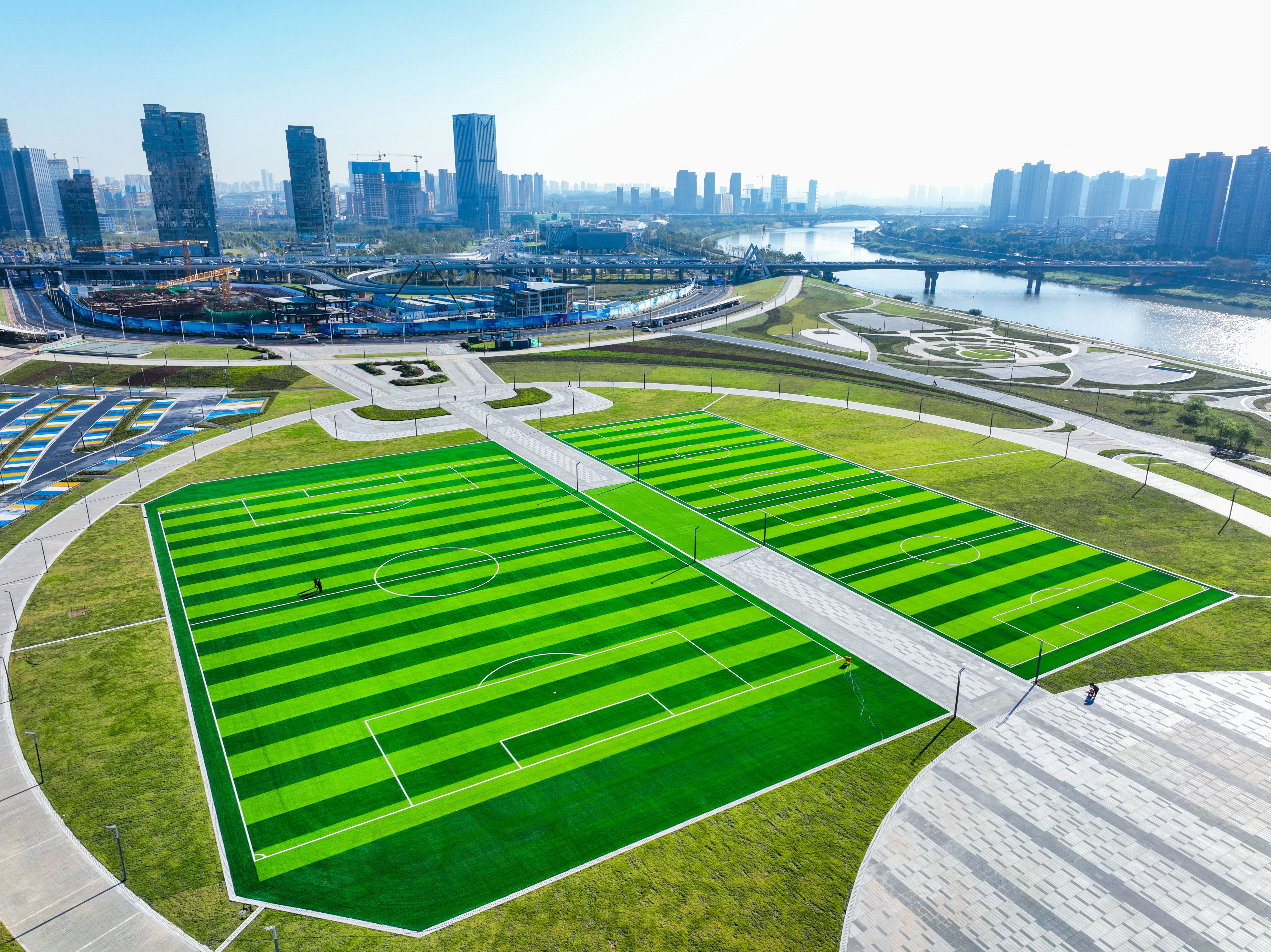 马栏山视频文创园三生融合三态协同引领数字湖南建设