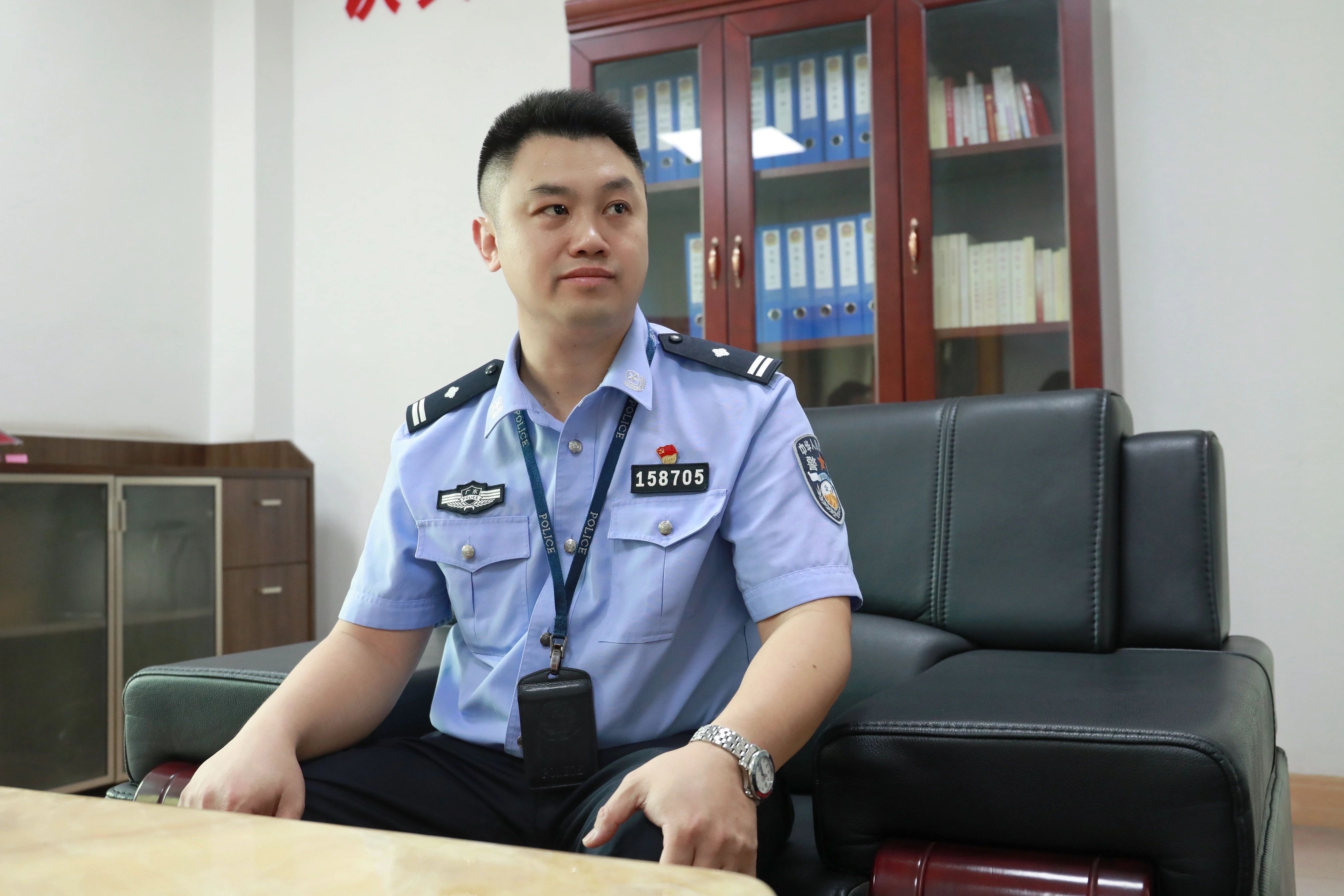 警界先锋祁启强必须优秀永不懈怠