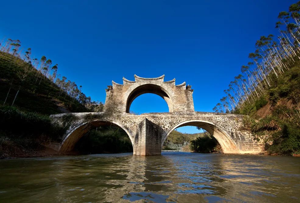 龙南太平桥 赣州·对称之美