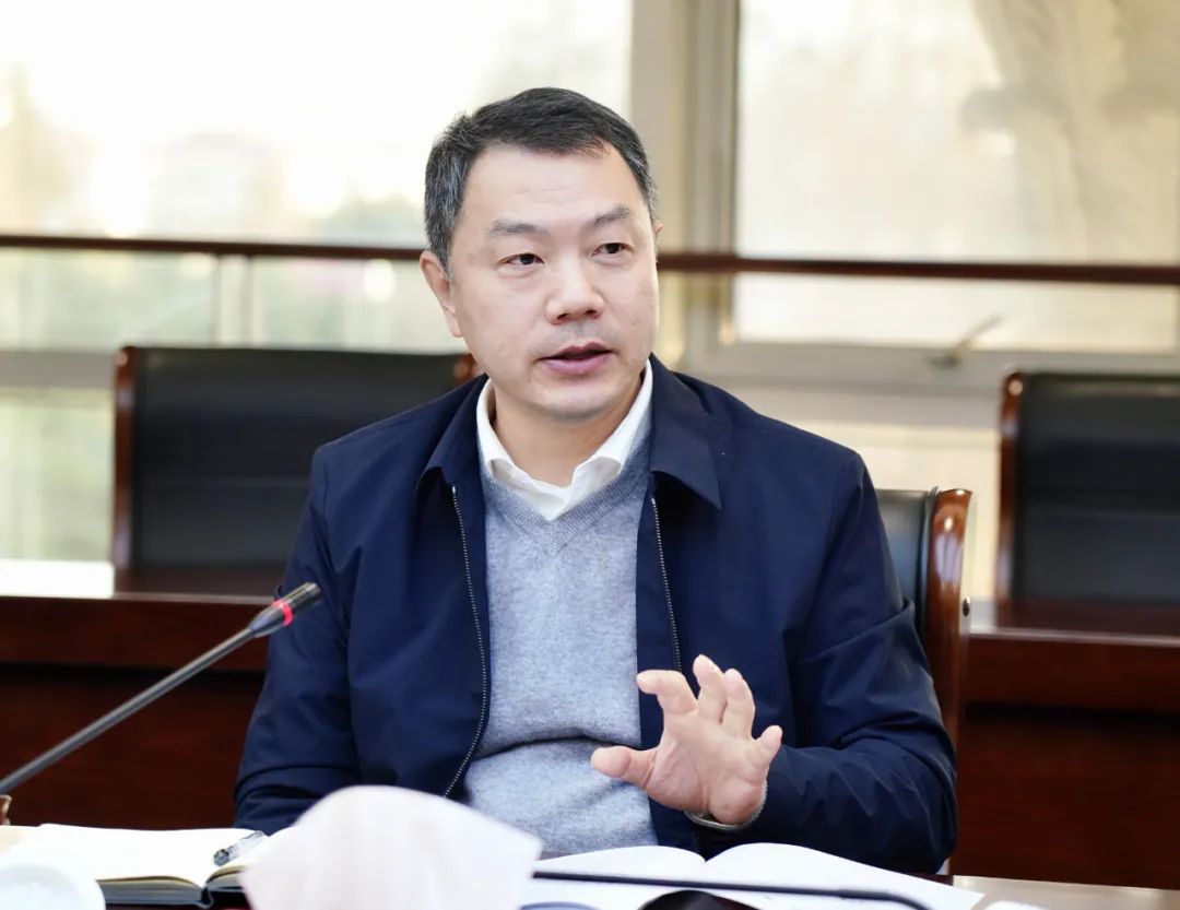 抓好年底收官冲刺各项工作宝山区委财经工作委员会会议召开