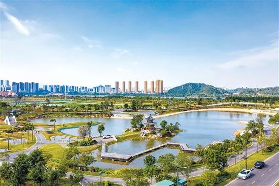 建功新时代一把手谈发展潮连街建设美丽宜居宜业宜游人才岛