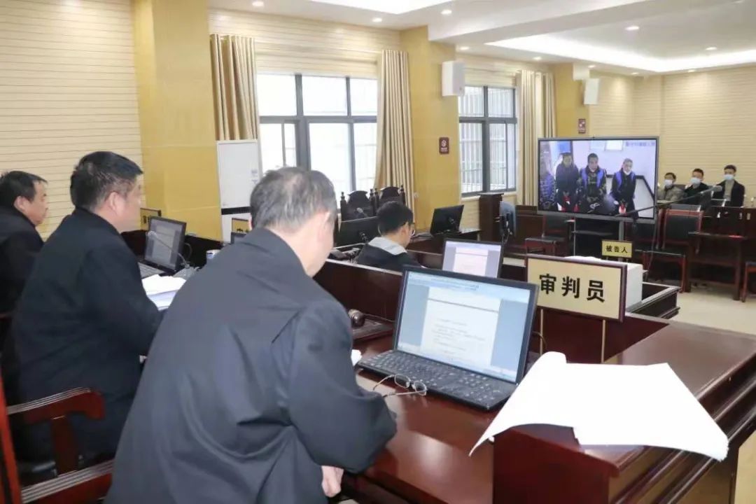 红安法院一审公开审理涉外电信网络诈骗案