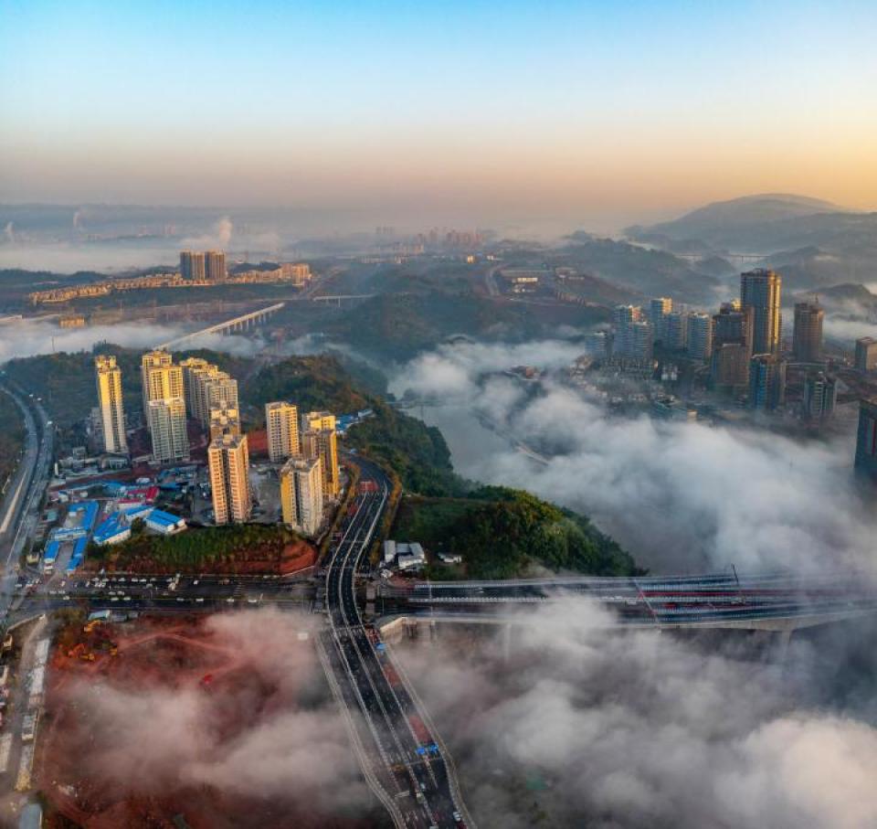 绝美渝北!朝阳喷薄而出,云雾缭绕似仙境~