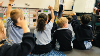 地北天南，迎難而上：新西蘭的國際中文教育故事