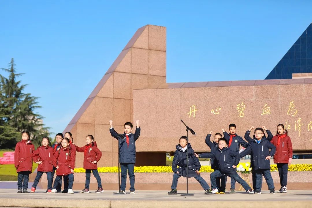 向阳而生,唱响"国旗下成长"最强音!