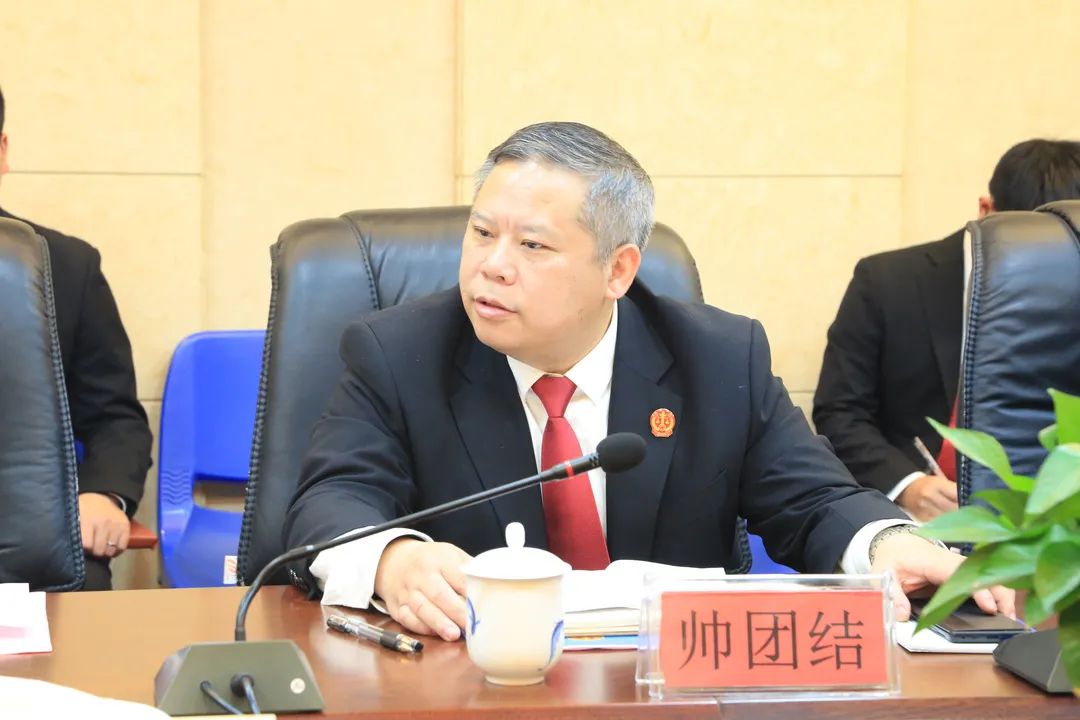 株洲中院党组副书记陈坚一行到天元区法院调研