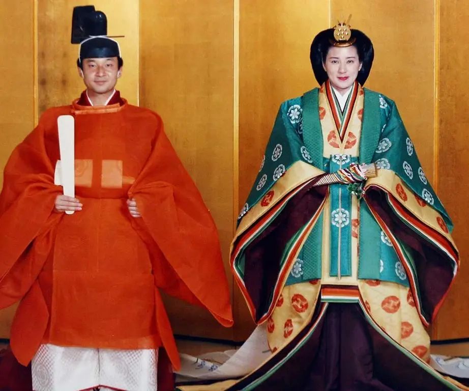 日本当朝皇后：曾拒绝嫁入皇室，后又因无子积郁成疾