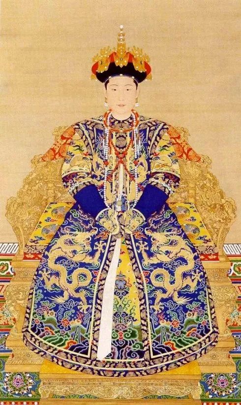 有任何关于儿女私情的作品,而且只有一首首题为《恭祝皇母圣寿》的诗