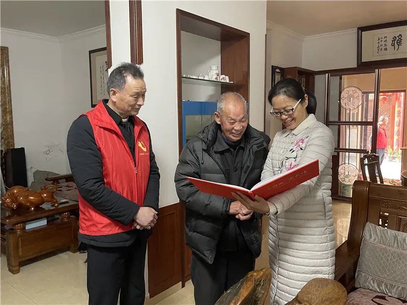 婧编辑:朱群慧审核:何灿监制:许军本文内容及图片未经授权禁止转载