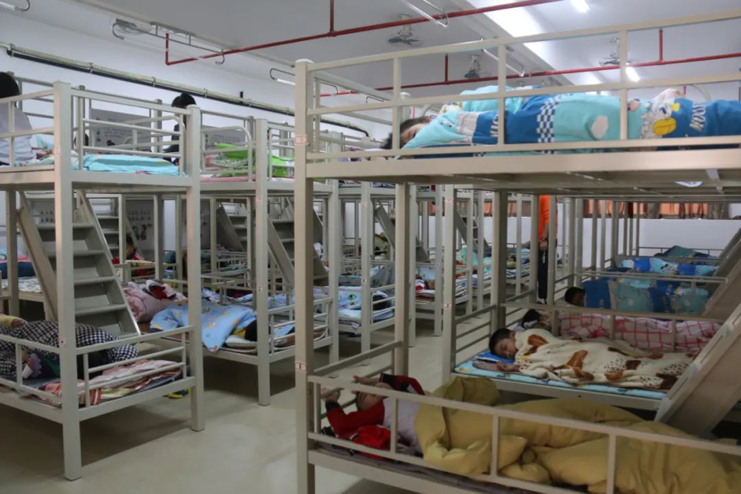 事关全区中小学校午餐午托区教育局最新要求