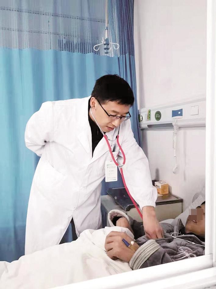 为患者疏导心理上门送药金银潭医院医生治病更治心